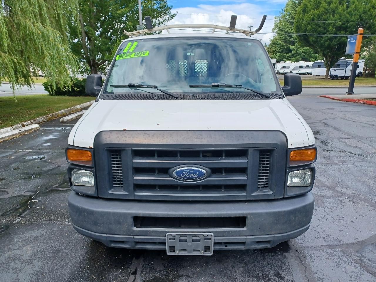 Ford Econoline E-150 2011
