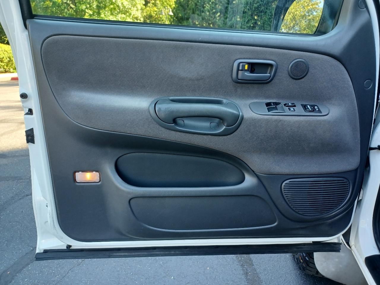 Toyota Tundra SR5 Access Cab 4WD 2004