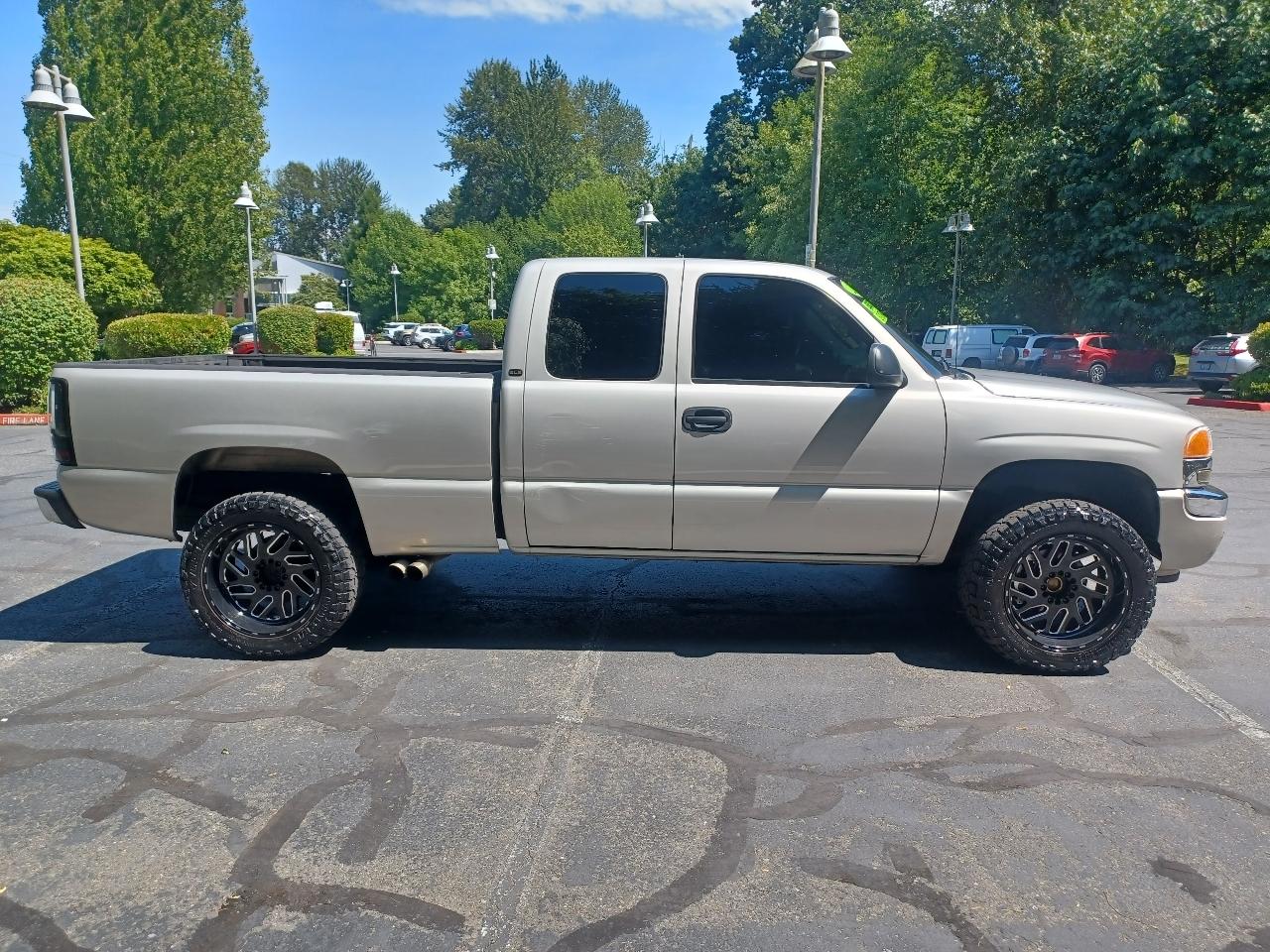 GMC Sierra 1500 SL Ext. Cab 2WD 2006
