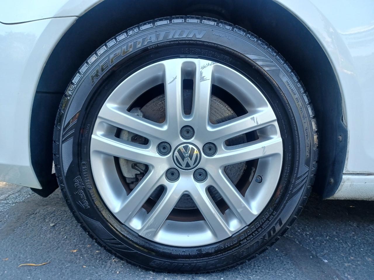 Volkswagen Jetta SportWagen TDI 2010