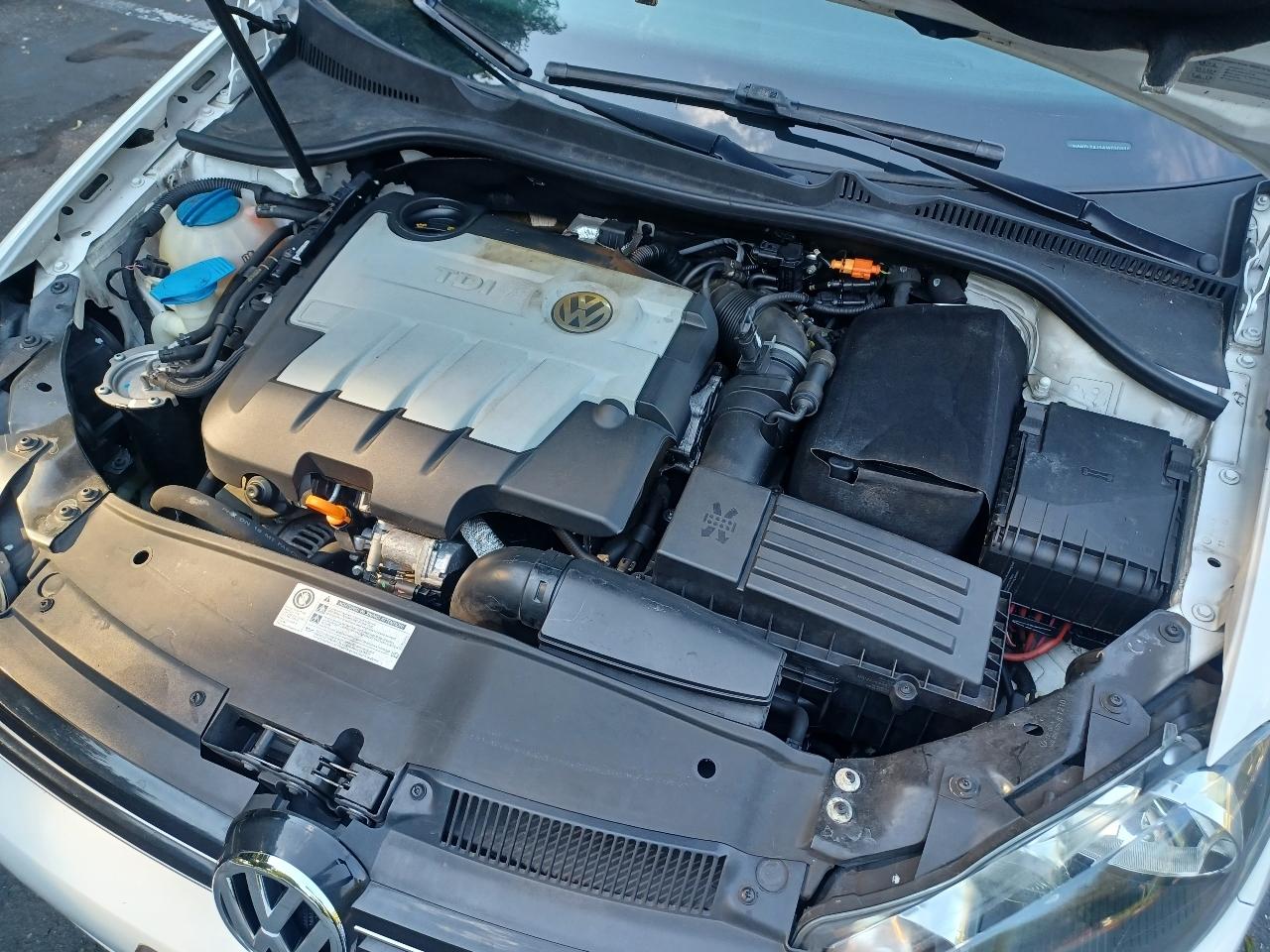 Volkswagen Jetta SportWagen TDI 2010