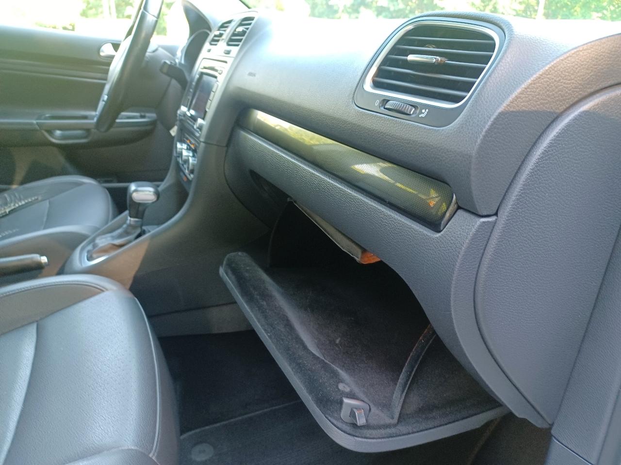 Volkswagen Jetta SportWagen TDI 2010