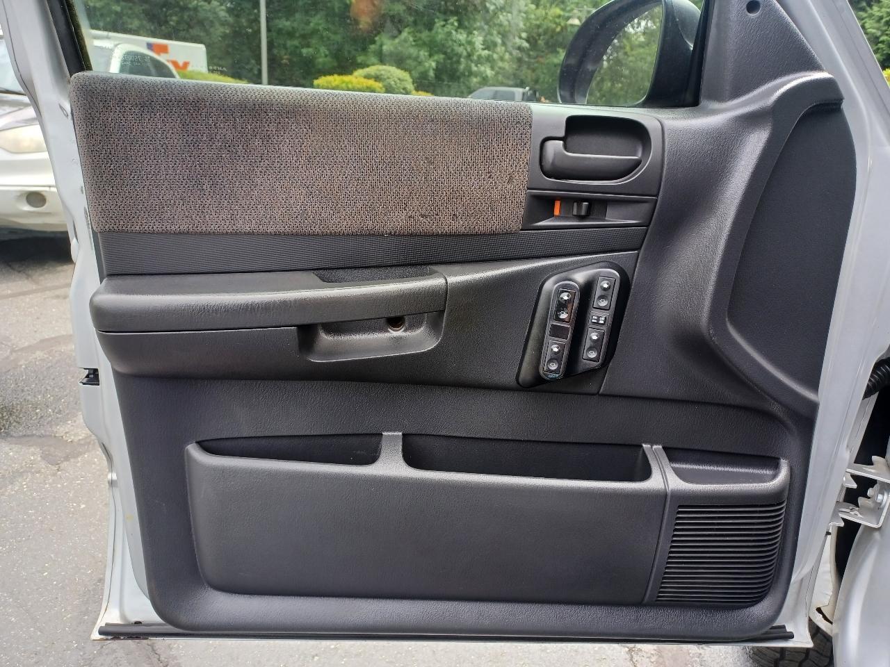 Dodge Dakota Sport Quad Cab 4WD 2003