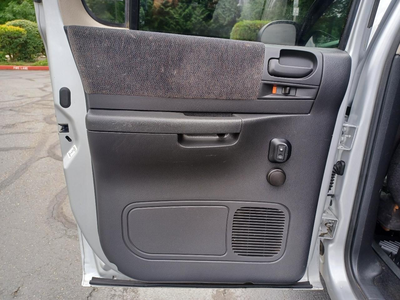 Dodge Dakota Sport Quad Cab 4WD 2003
