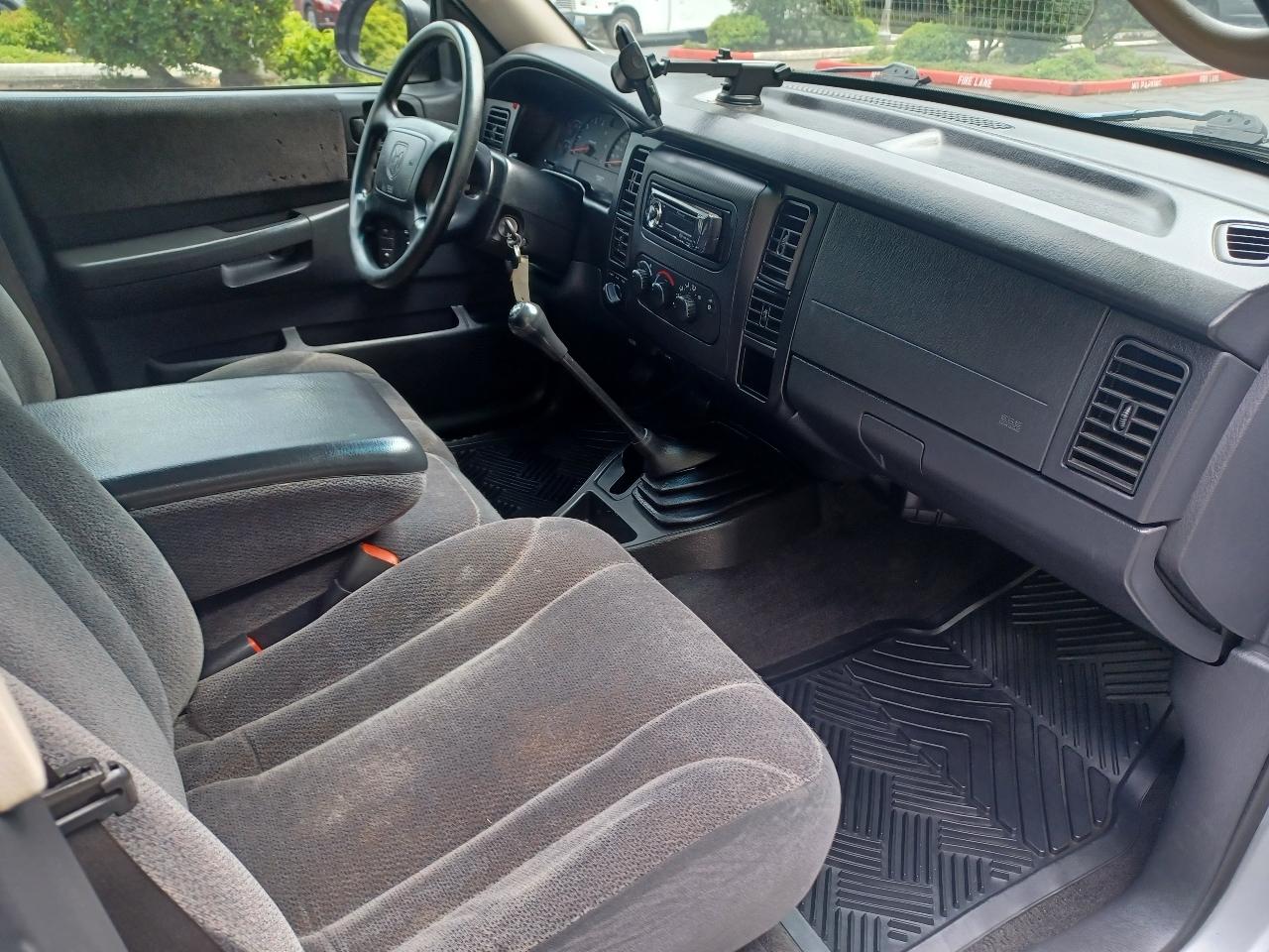 Dodge Dakota Sport Quad Cab 4WD 2003
