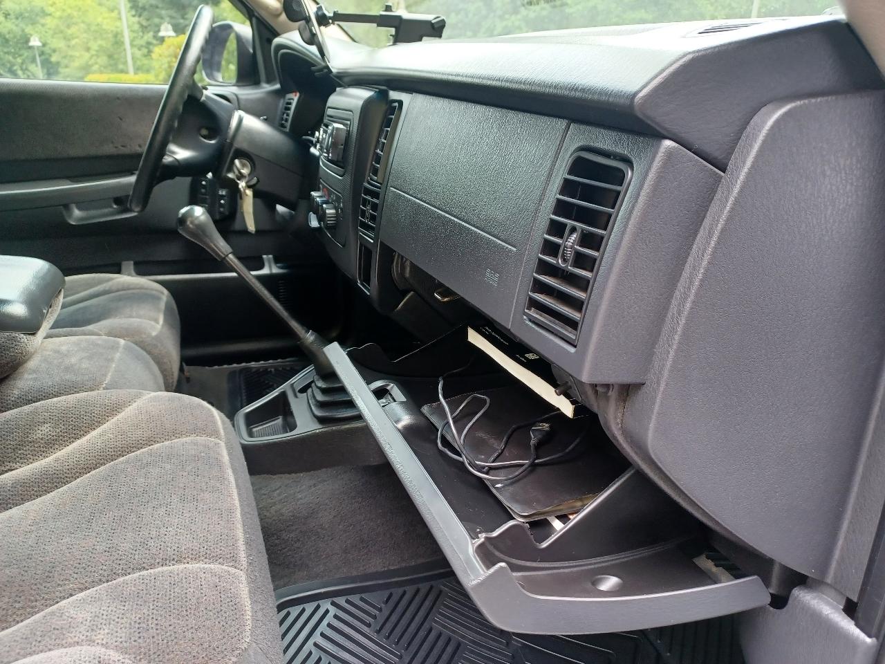 Dodge Dakota Sport Quad Cab 4WD 2003