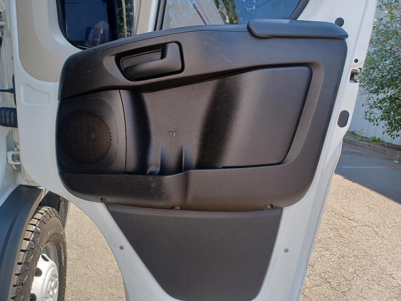 RAM Promaster 2500 High Roof Tradesman 136-in. WB 2014
