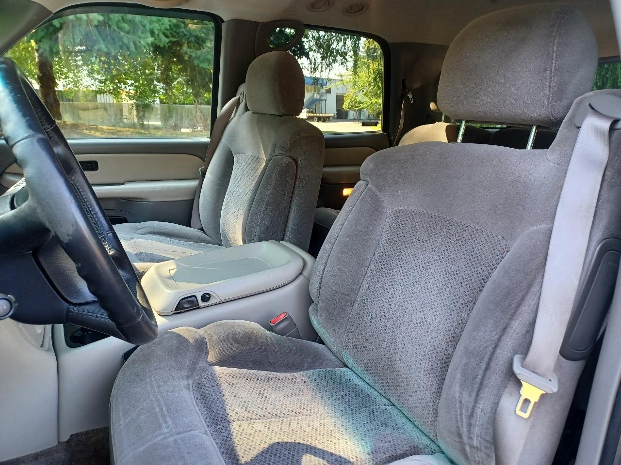 Chevrolet Tahoe 4WD 2000