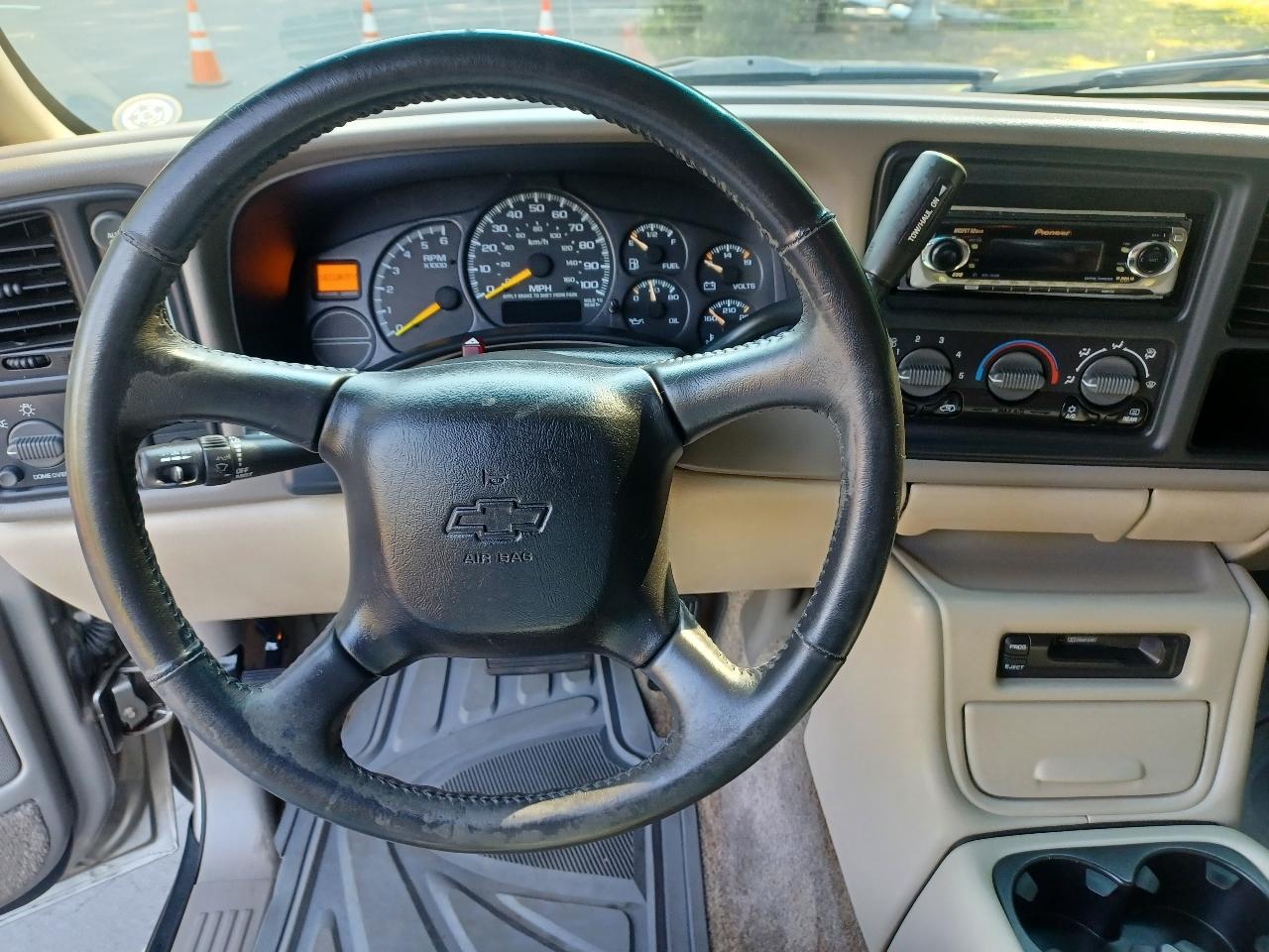 Chevrolet Tahoe 4WD 2000