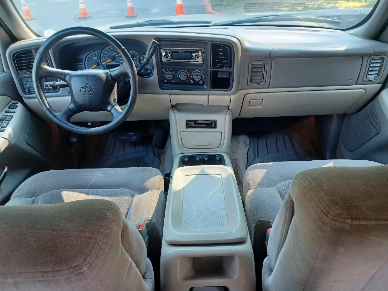 Chevrolet Tahoe 4WD 2000