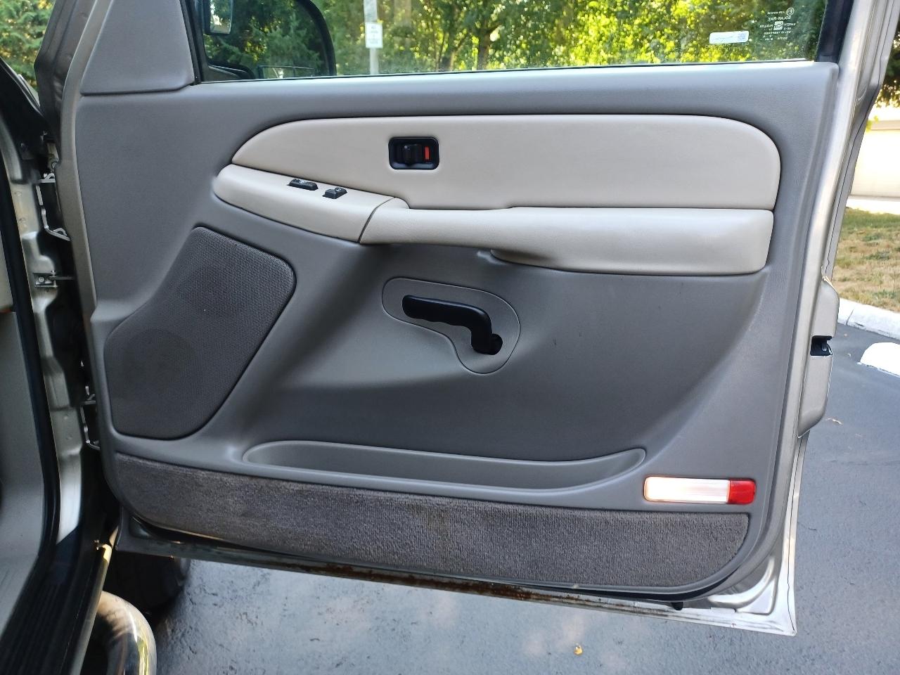 Chevrolet Tahoe 4WD 2000