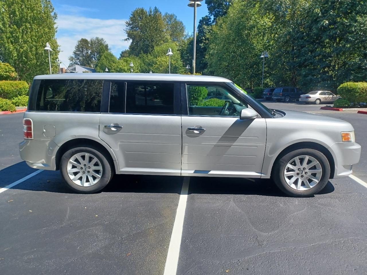 Ford Flex SEL FWD 2009