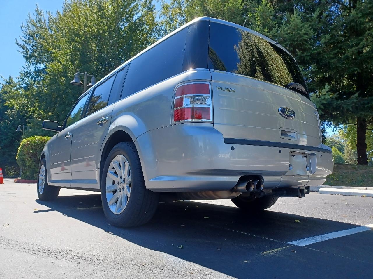 Ford Flex SEL FWD 2009