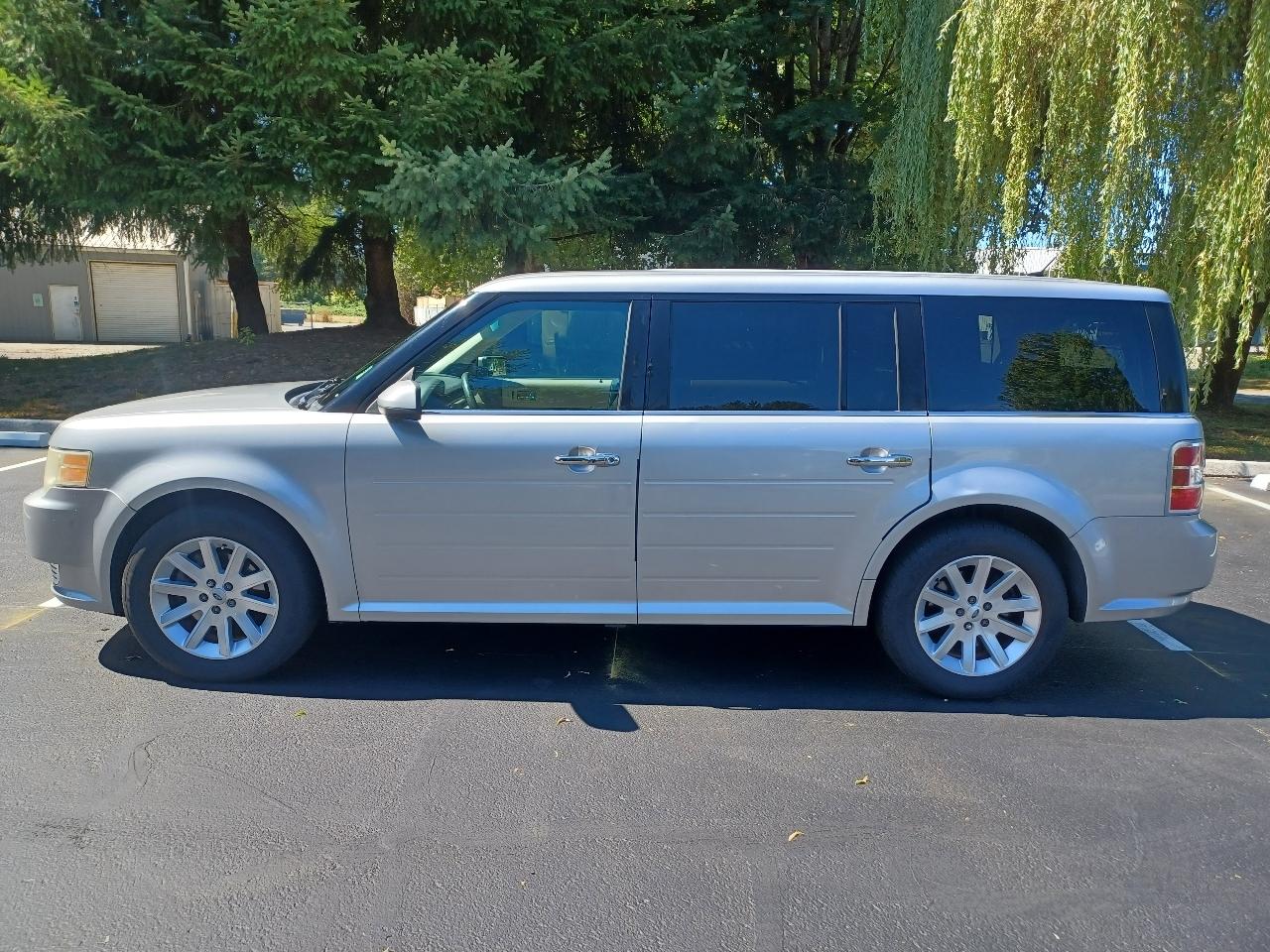 Ford Flex SEL FWD 2009