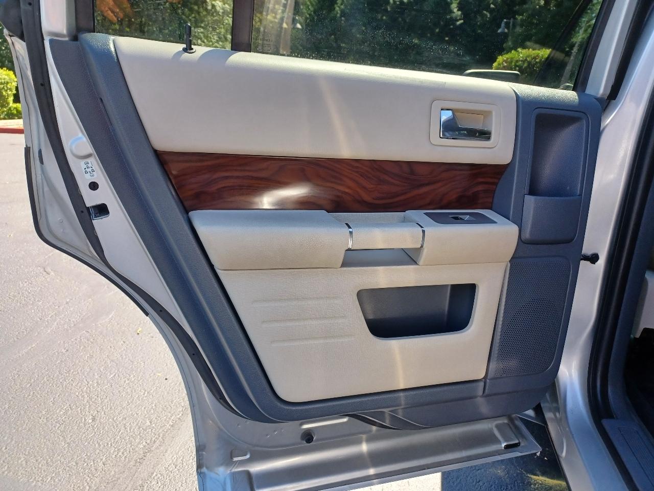 Ford Flex SEL FWD 2009