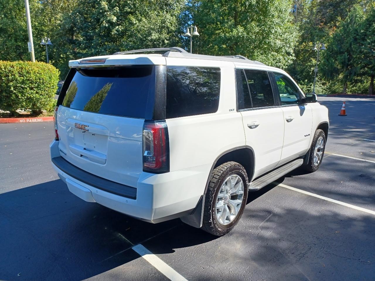 GMC Yukon SLT 4WD 2015