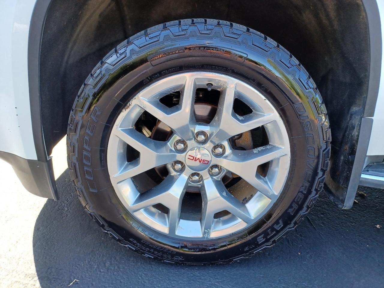 GMC Yukon SLT 4WD 2015