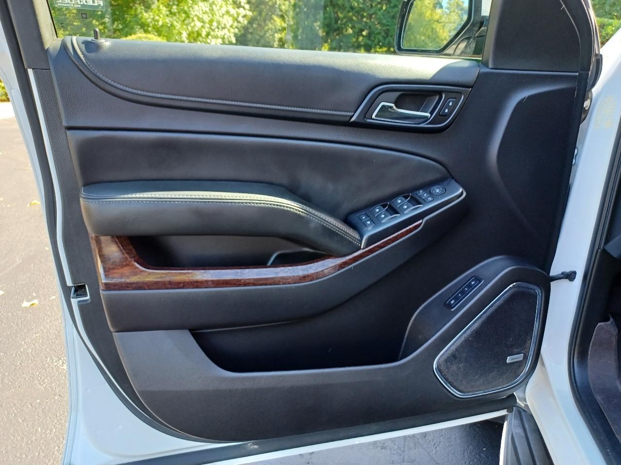 GMC Yukon SLT 4WD 2015