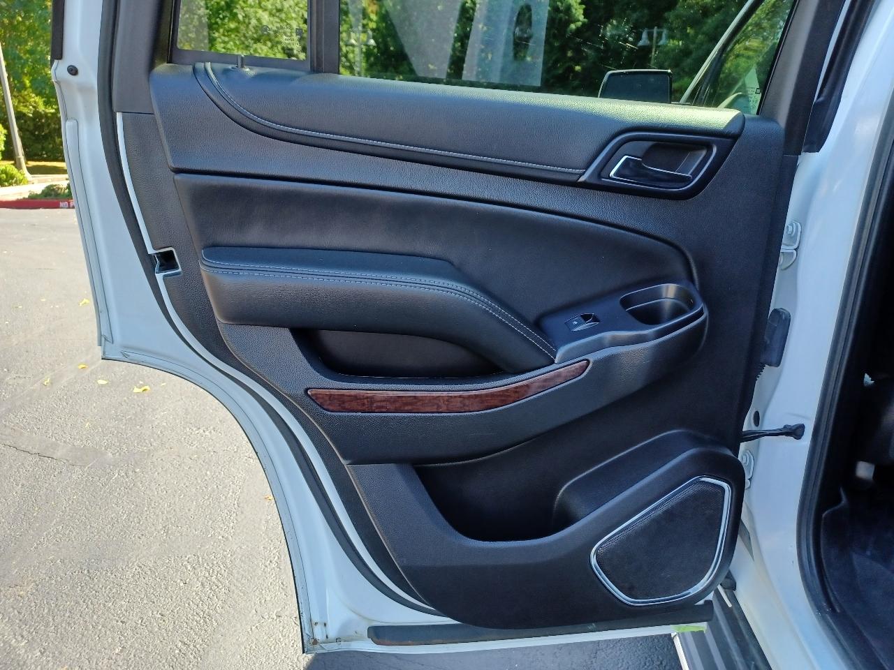 GMC Yukon SLT 4WD 2015