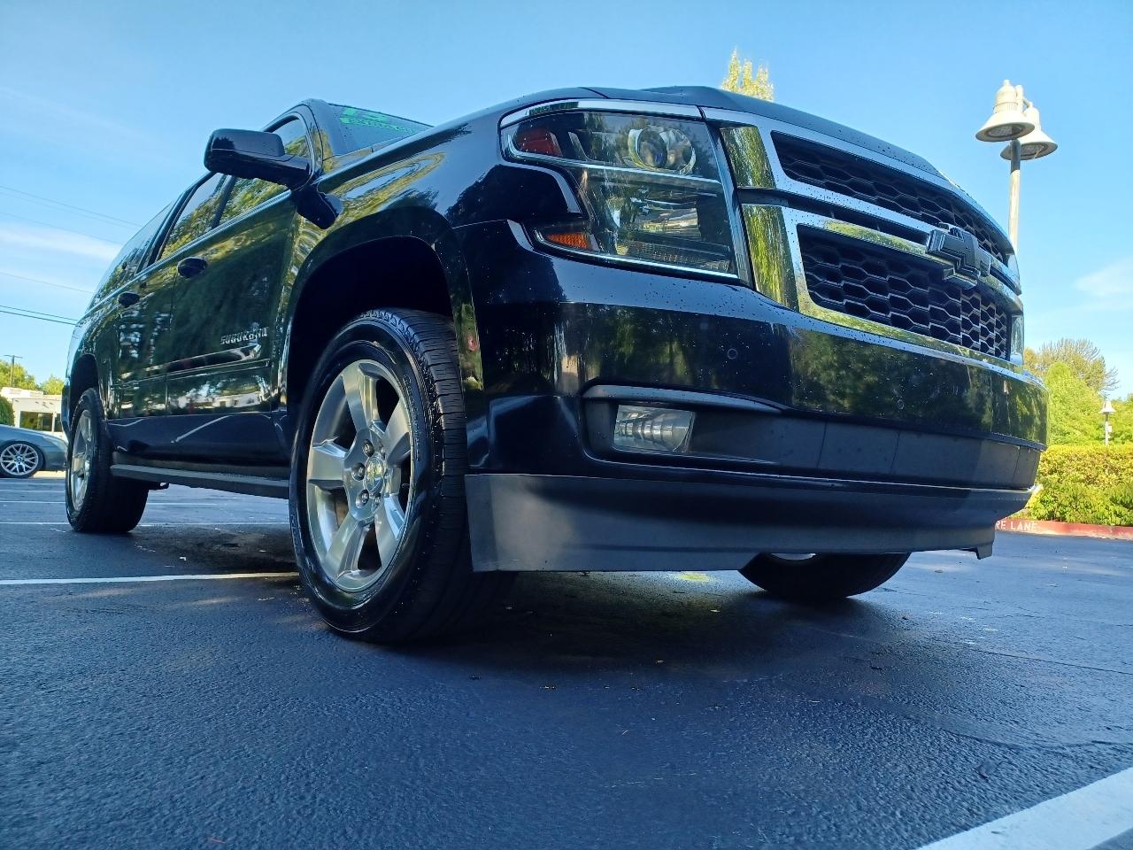 Chevrolet Suburban LT 1500 4WD 2015
