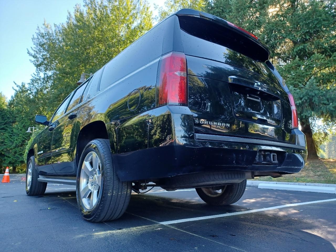 Chevrolet Suburban LT 1500 4WD 2015