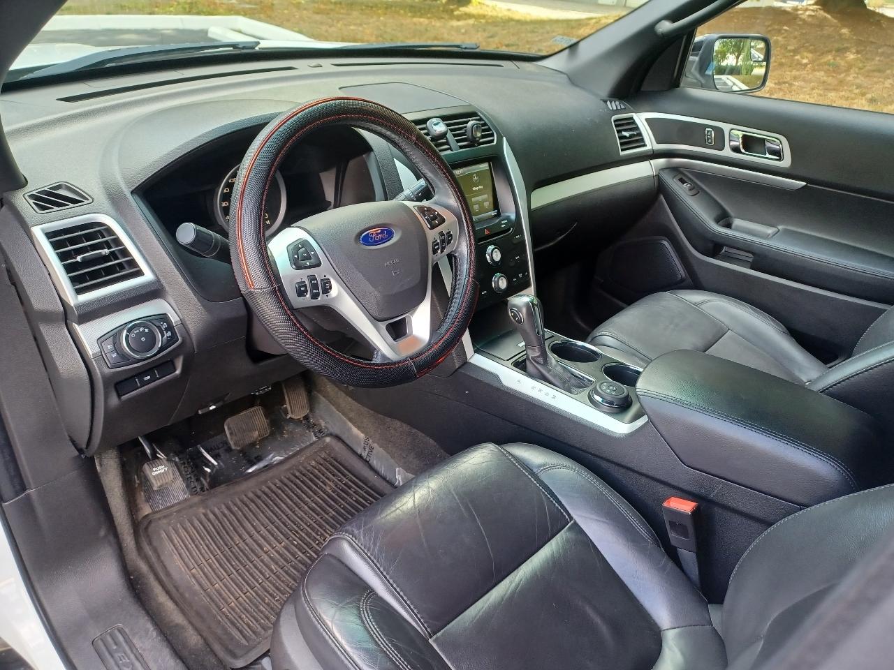 Ford Explorer XLT 4WD 2014