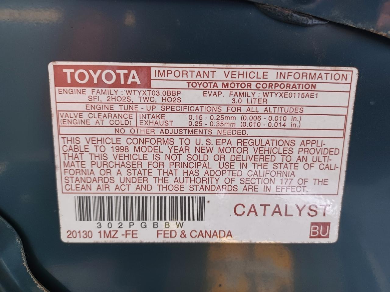 Toyota Sienna LE 4-Door 1998