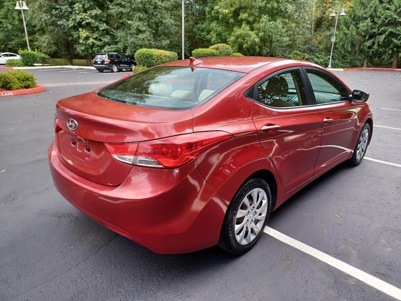 Hyundai Elantra Limited 2013