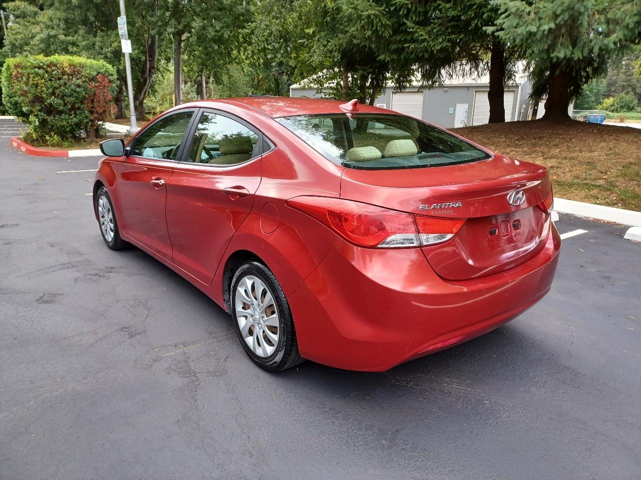 Hyundai Elantra Limited 2013