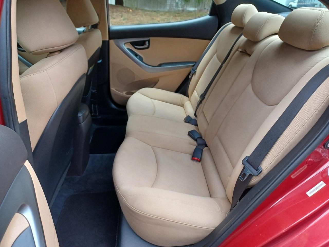 Hyundai Elantra Limited 2013