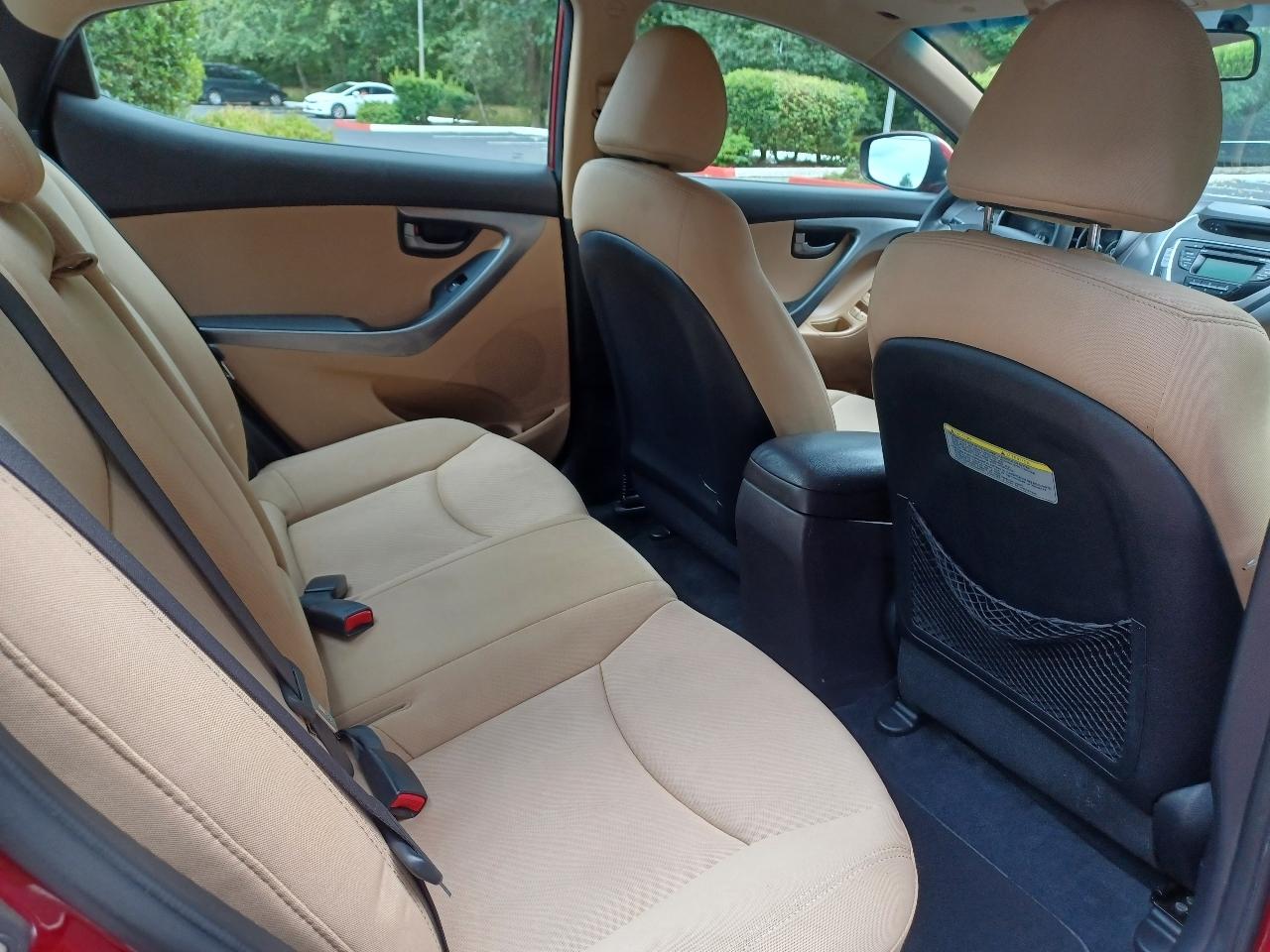 Hyundai Elantra Limited 2013