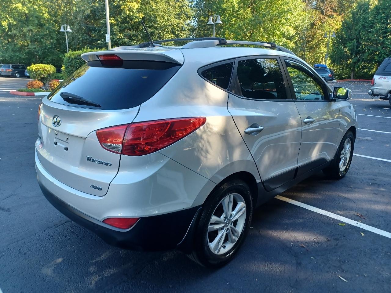 Hyundai Tucson Limited Auto AWD 2012
