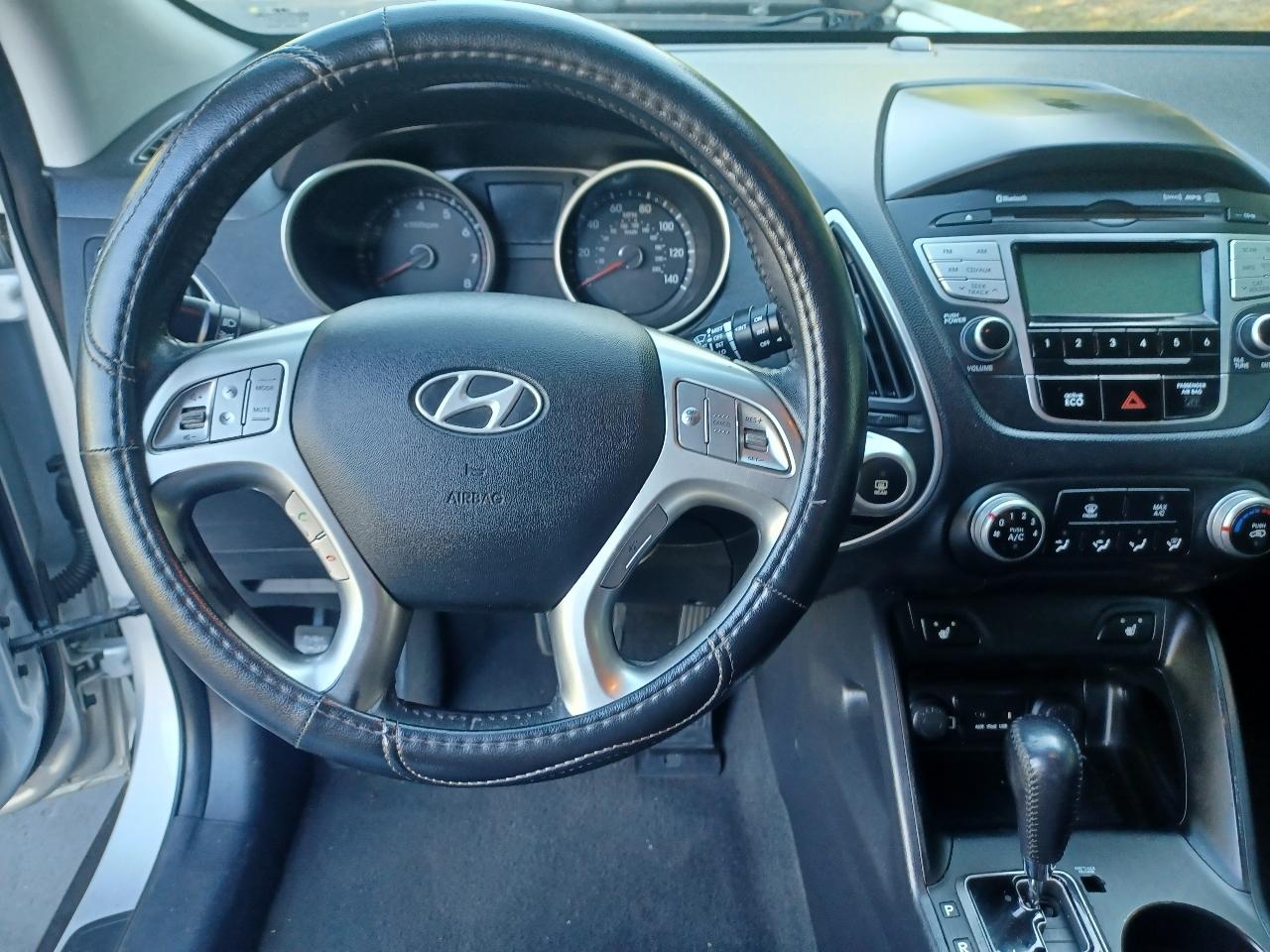 Hyundai Tucson Limited Auto AWD 2012
