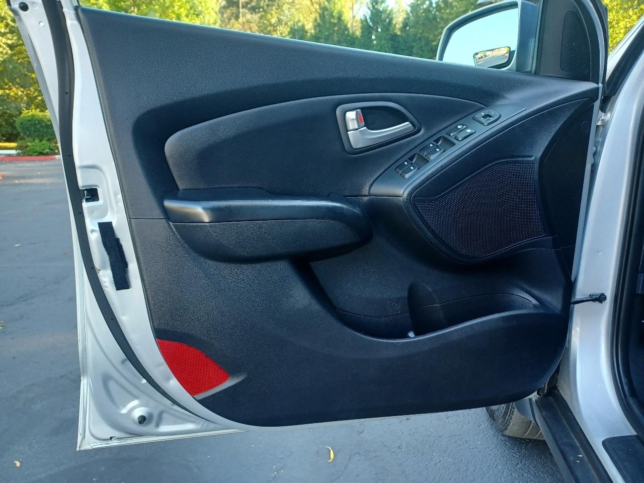 Hyundai Tucson Limited Auto AWD 2012