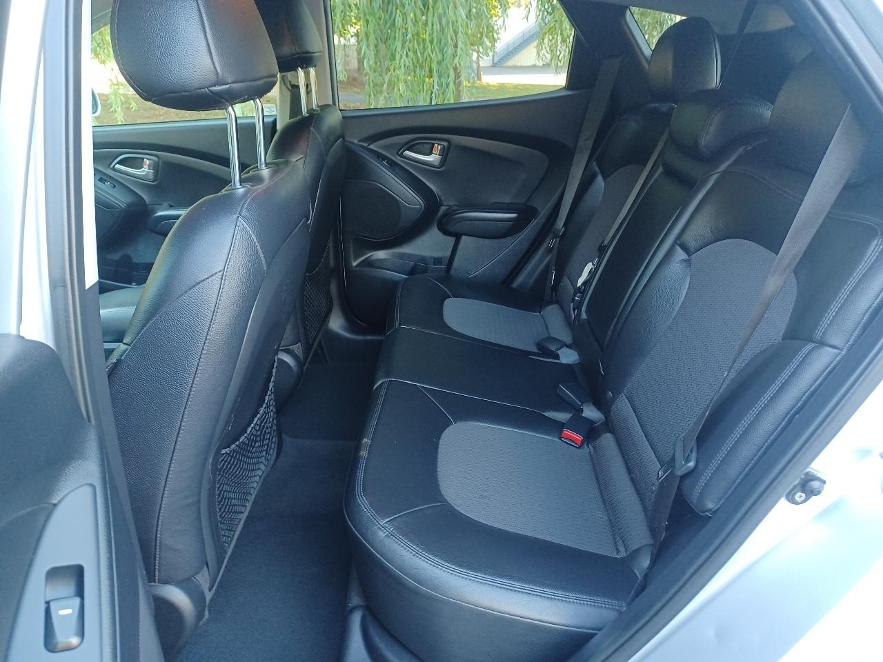 Hyundai Tucson Limited Auto AWD 2012