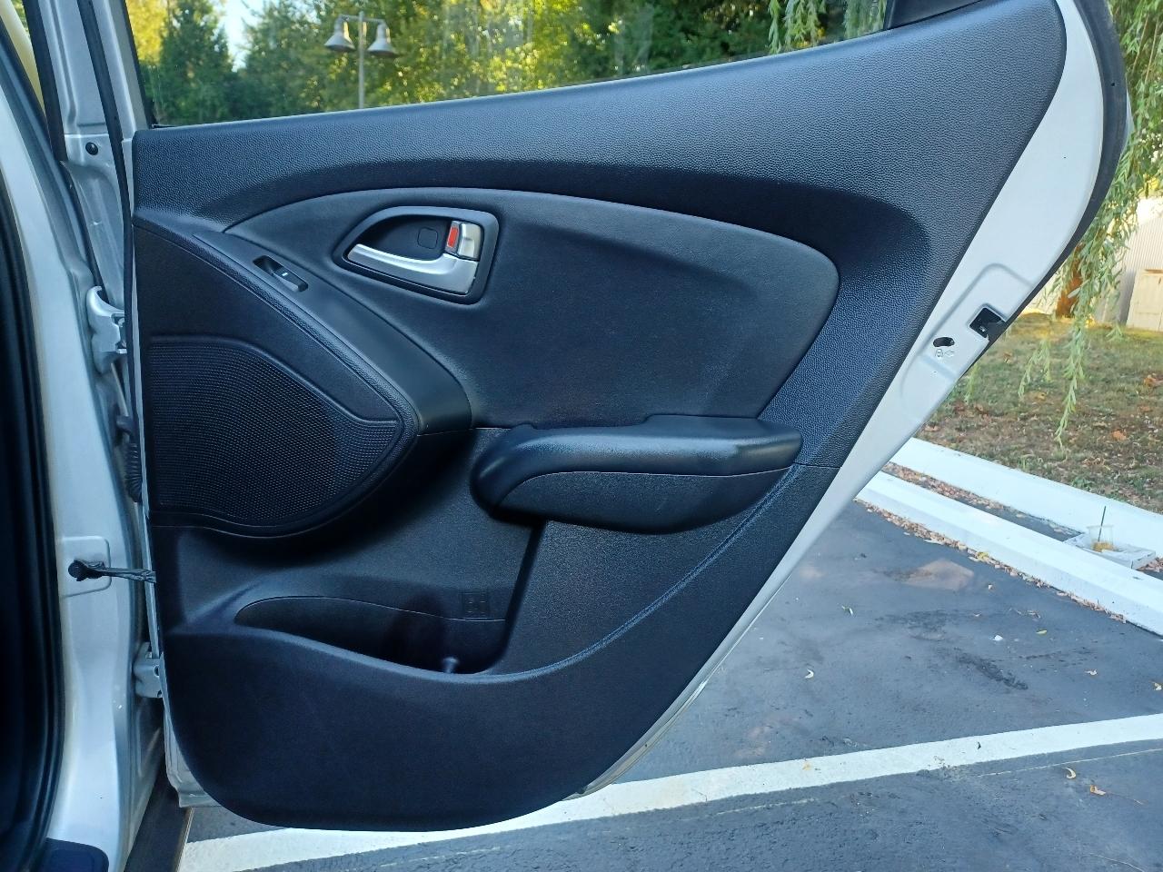 Hyundai Tucson Limited Auto AWD 2012
