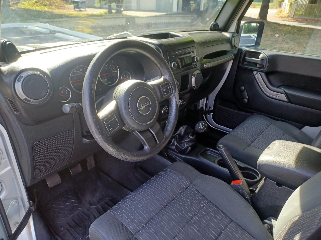 Jeep Wrangler Unlimited Sport 4WD 2012