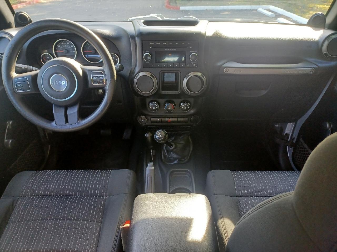 Jeep Wrangler Unlimited Sport 4WD 2012