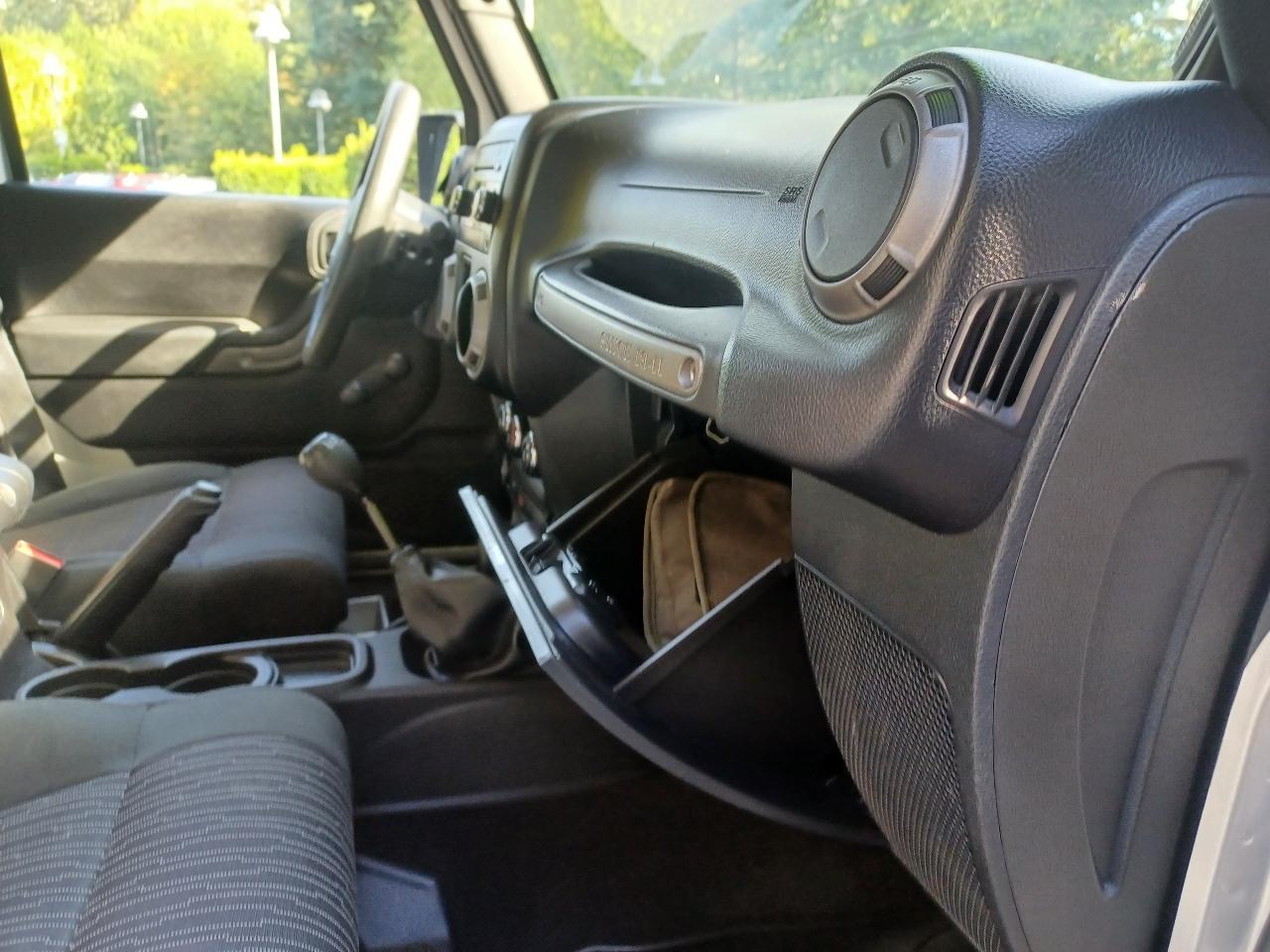 Jeep Wrangler Unlimited Sport 4WD 2012