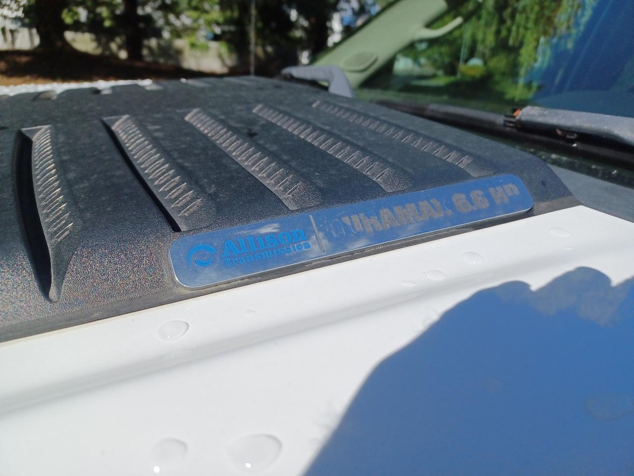 GMC Sierra 3500HD SLE Crew Cab 4WD 2011