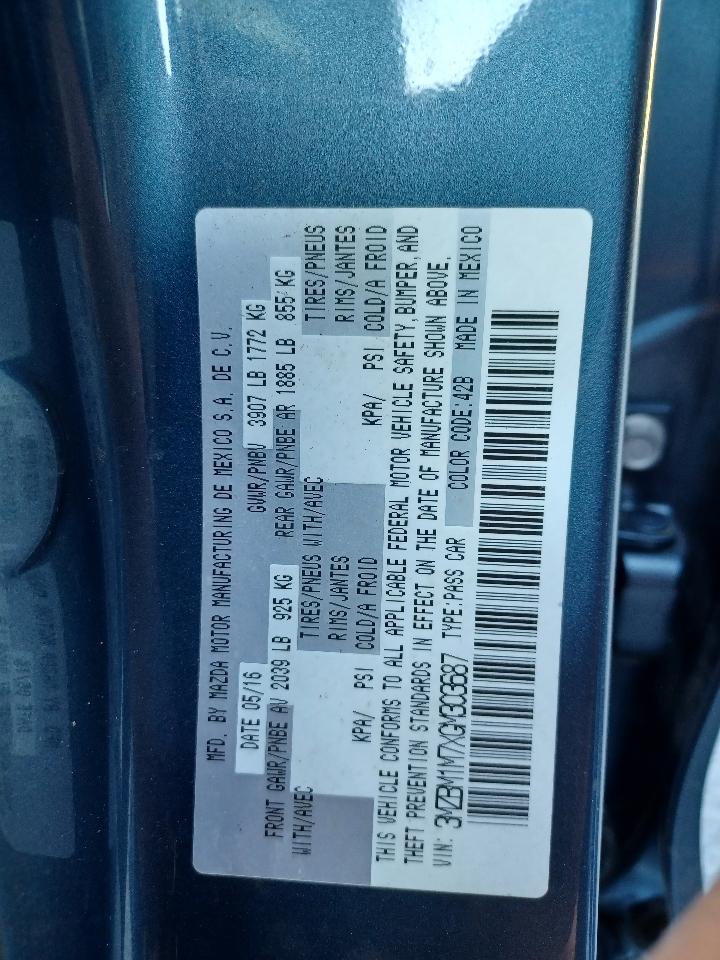 Mazda MAZDA3 i Grand Touring MT 5-Door 2016