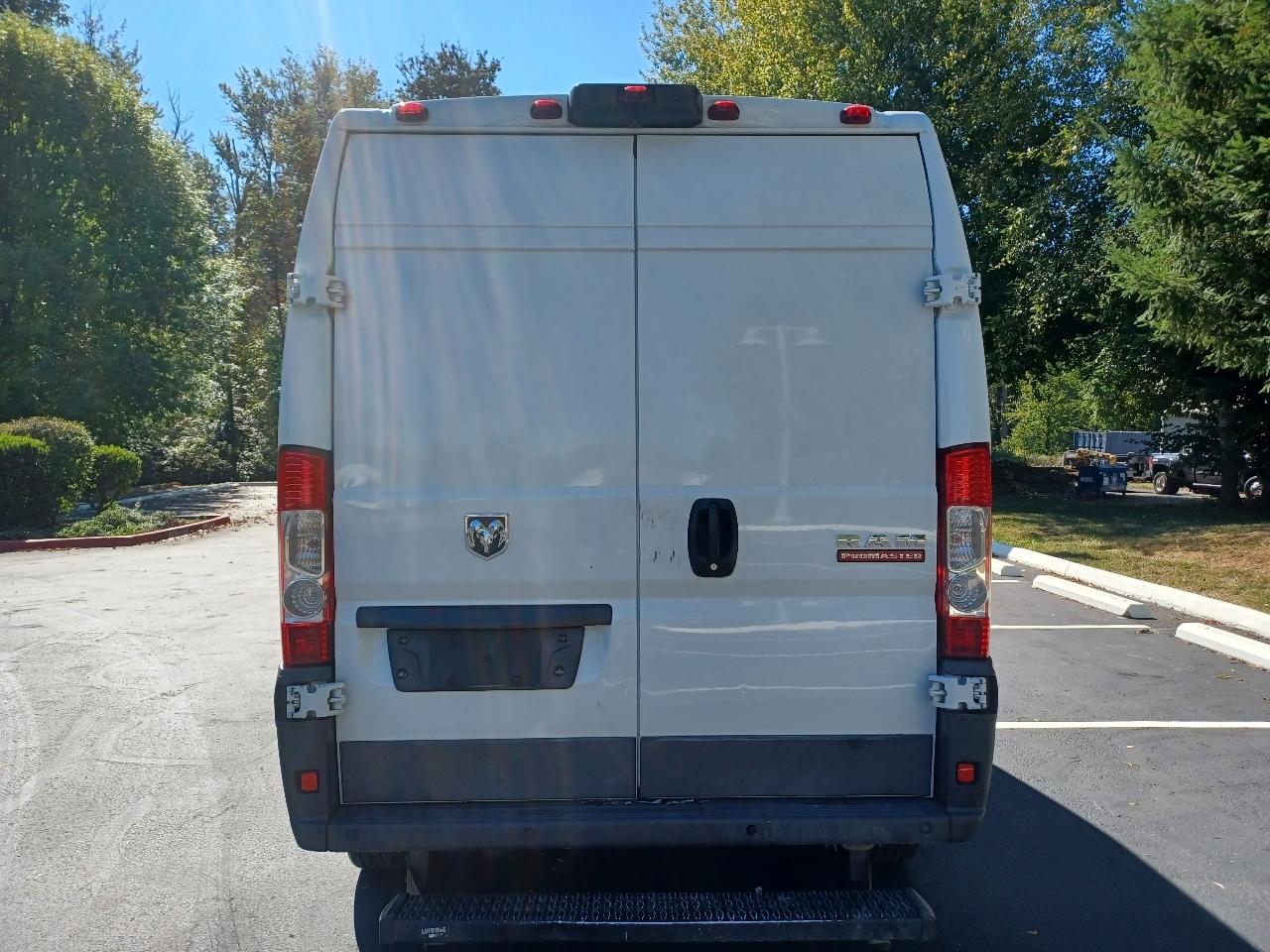 RAM Promaster 1500 High Roof Tradesman 136-in. WB 2015