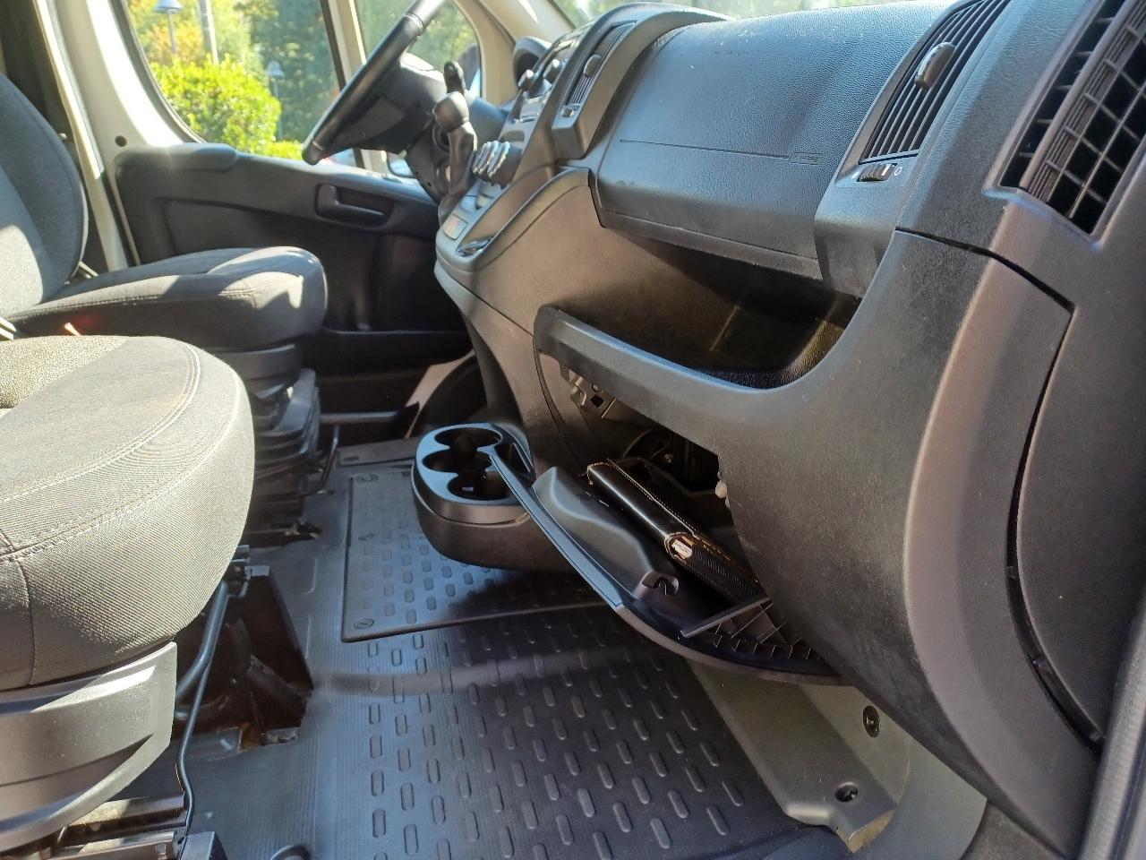 RAM Promaster 1500 High Roof Tradesman 136-in. WB 2015