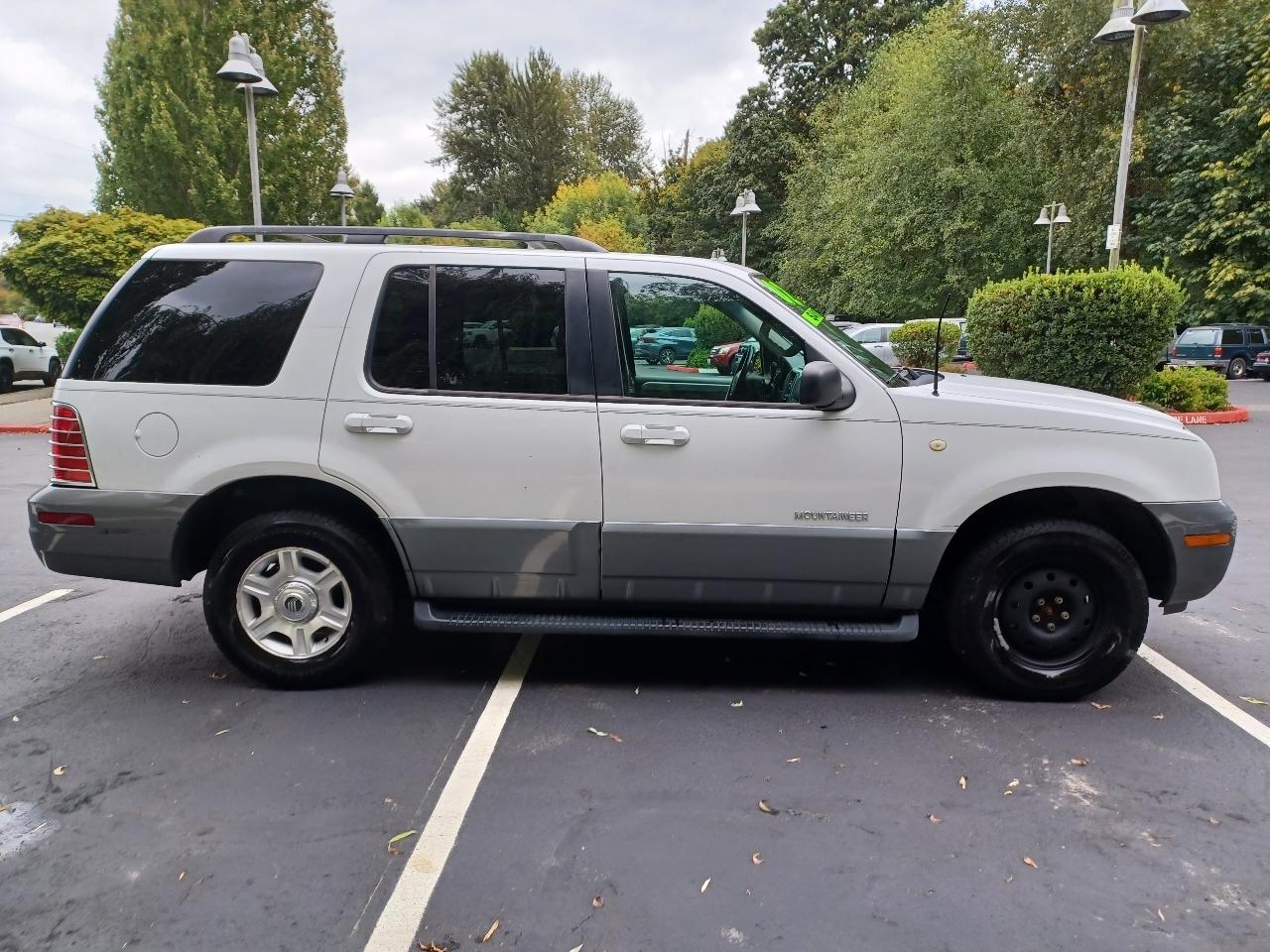 Mercury Mountaineer AWD 2002