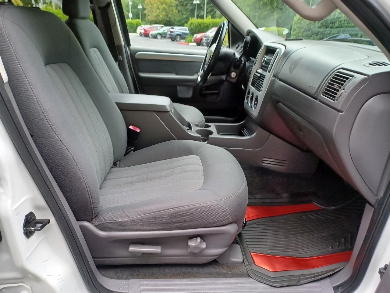 Mercury Mountaineer AWD 2002