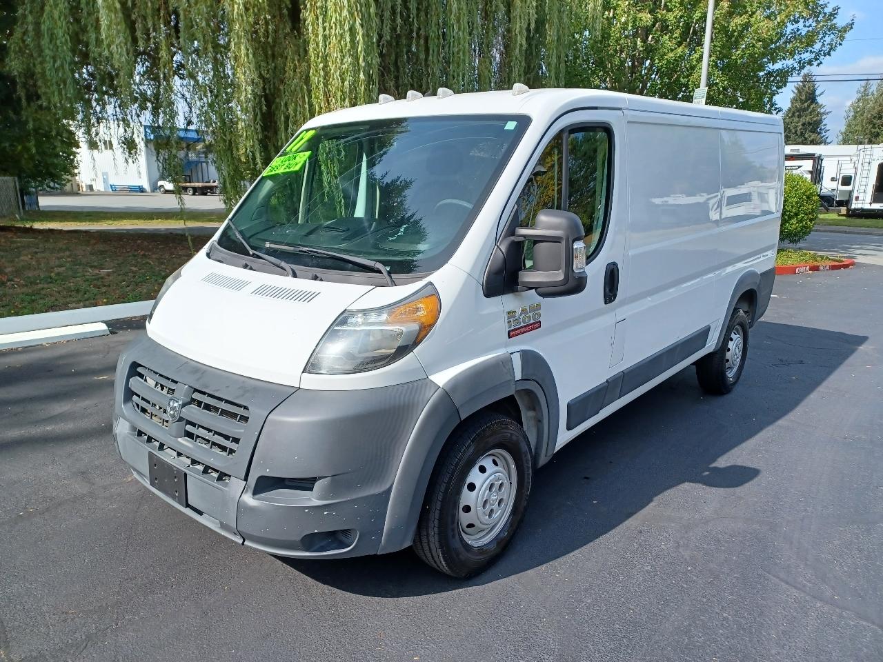 RAM Promaster 1500 Low Roof Tradesman 136-in. WB 2017
