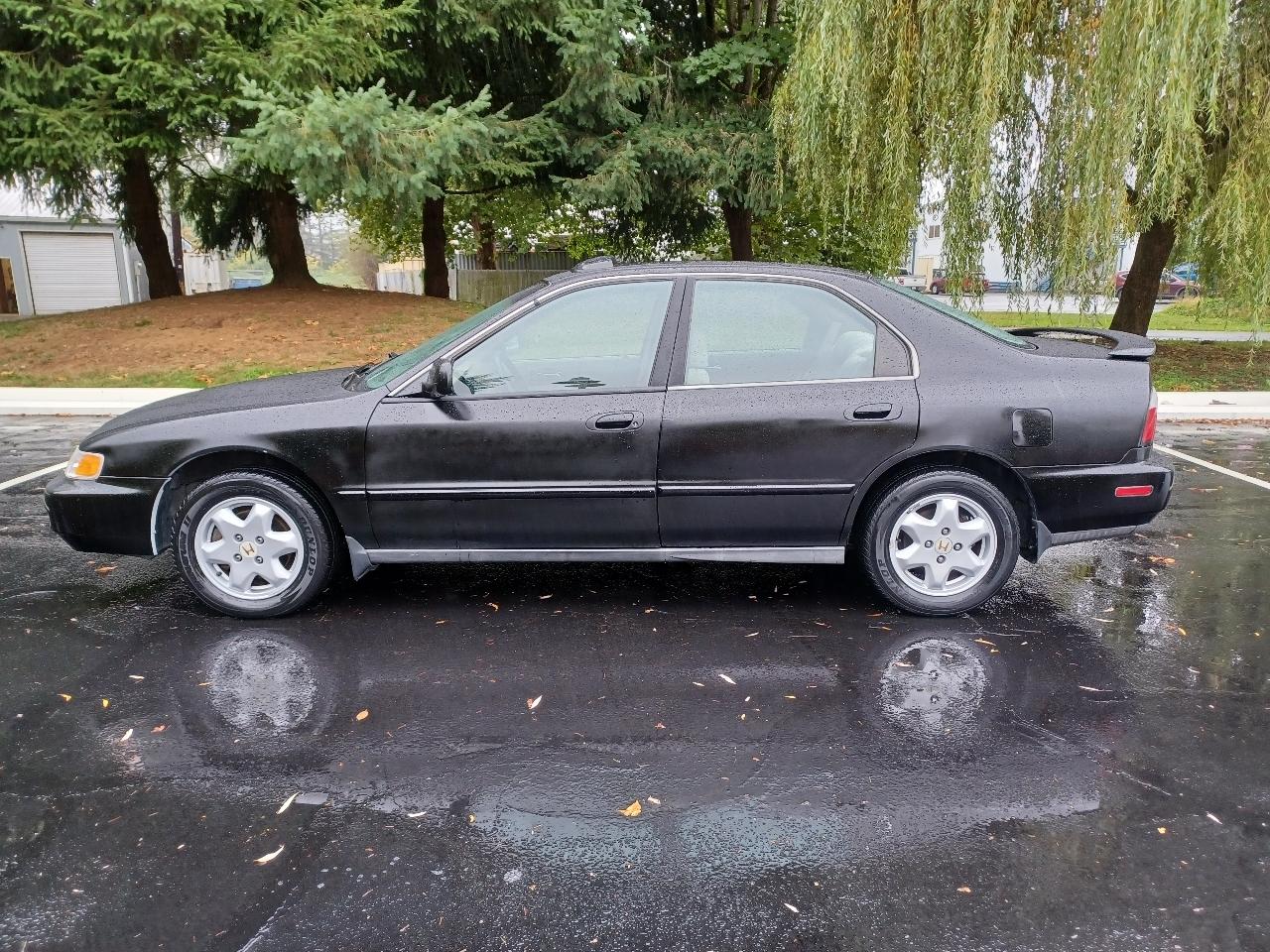 Honda Accord EX V6 sedan 1997