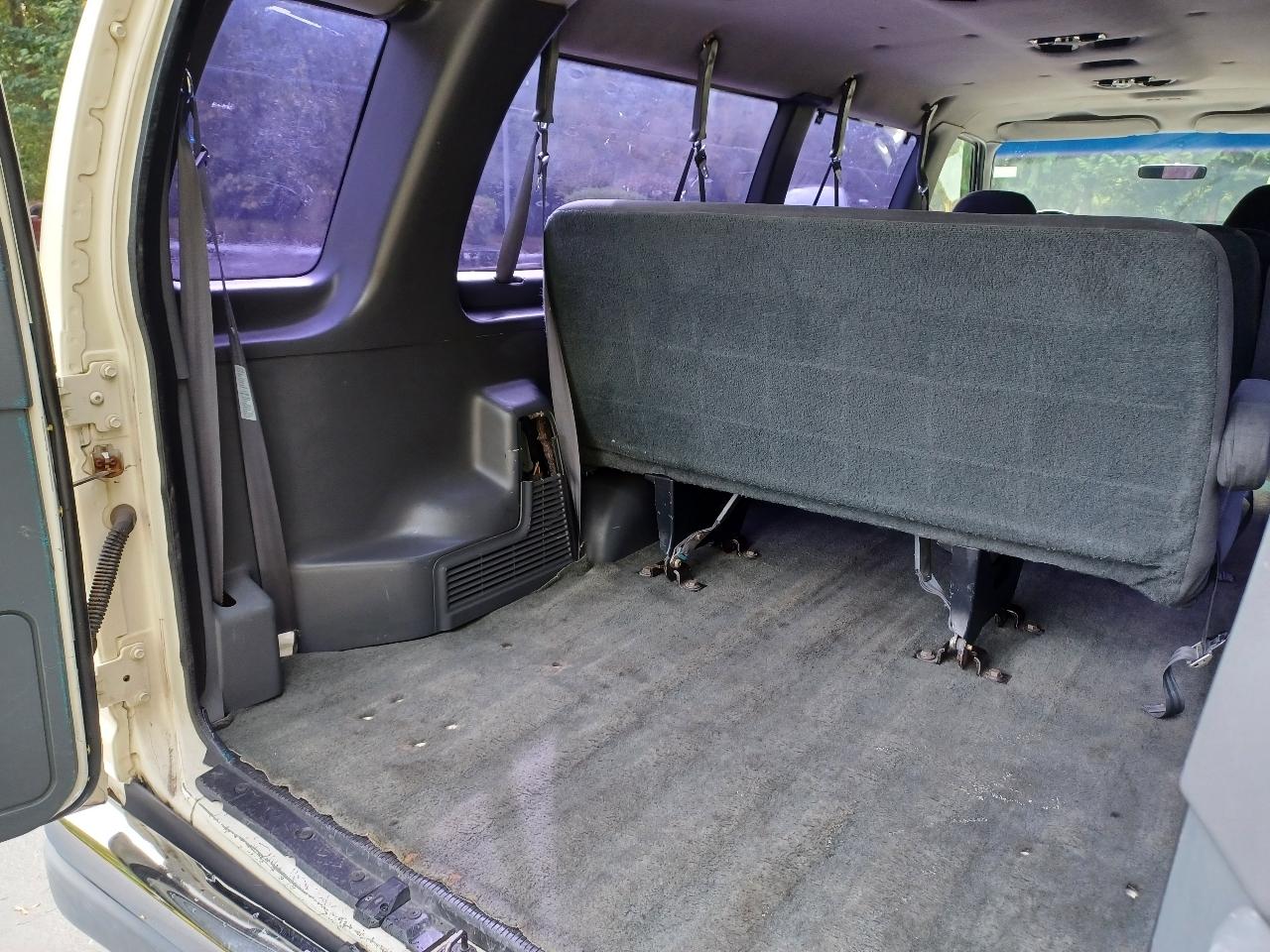 Ford Club Wagon XL Super 1996