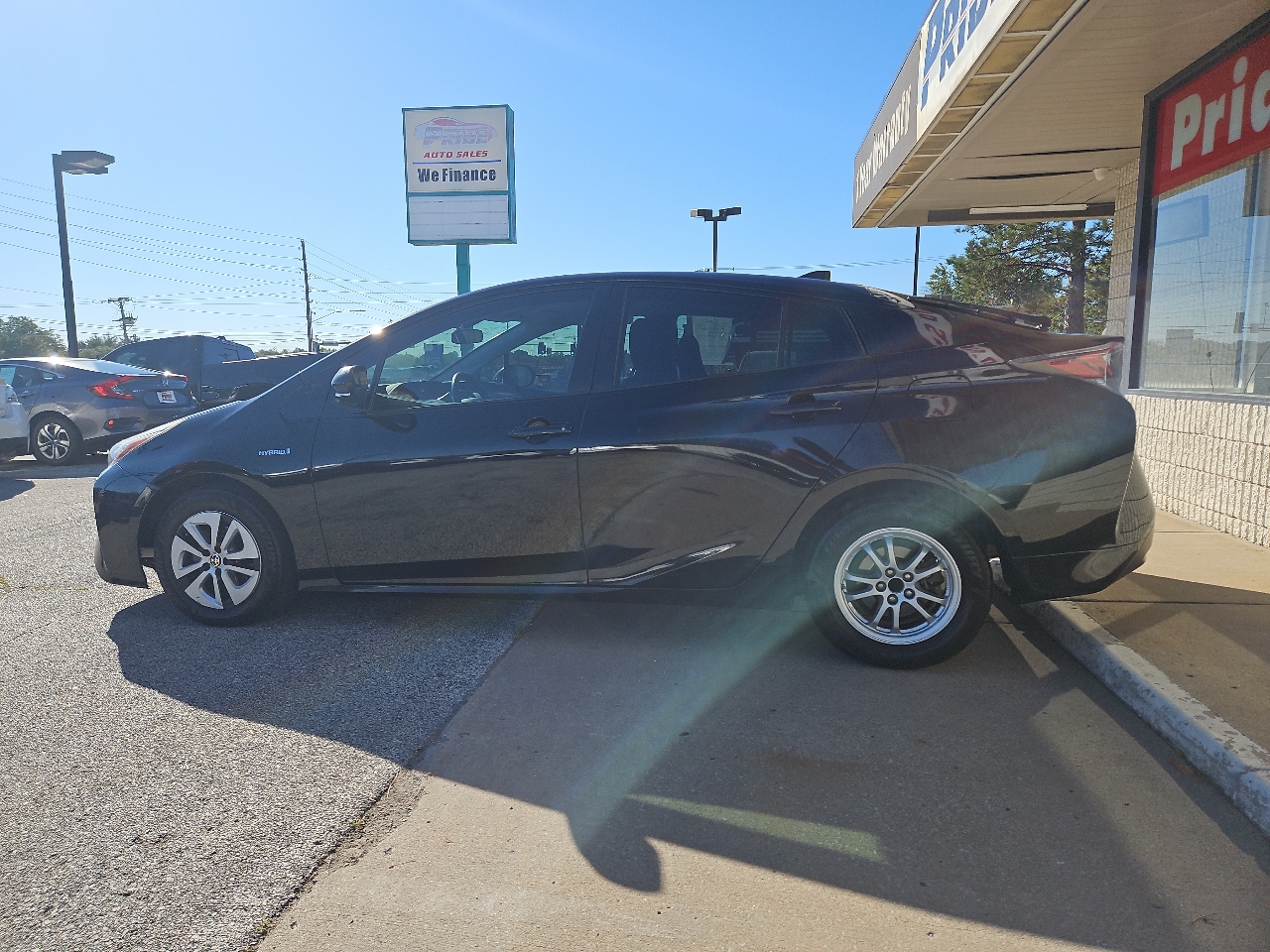 Toyota Prius Three 2016 Toyota Prius Three 2016