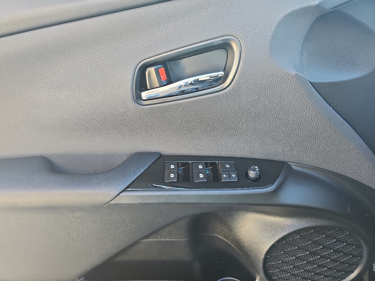 Toyota Prius Three 2016 Toyota Prius Three 2016